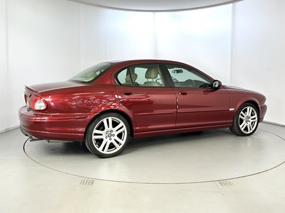 Lot 153 - 2004 Jaguar X-Type V6 Sport AWD