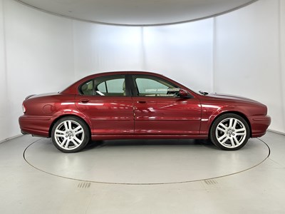 Lot 153 - 2004 Jaguar X-Type V6 Sport AWD