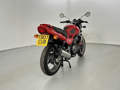 Lot 27 - 1999 Kawasaki 500