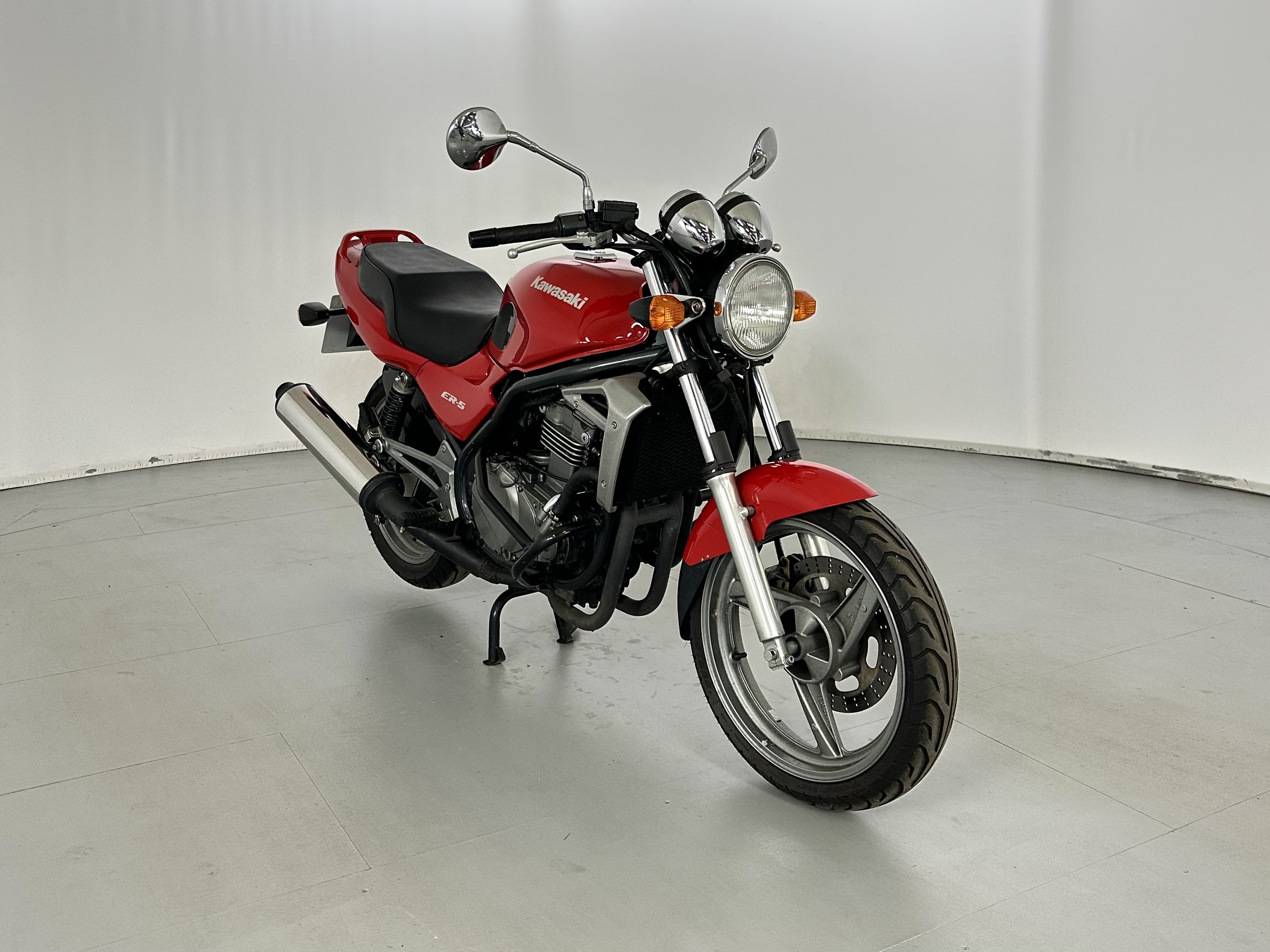 Lot 27 - 1999 Kawasaki 500