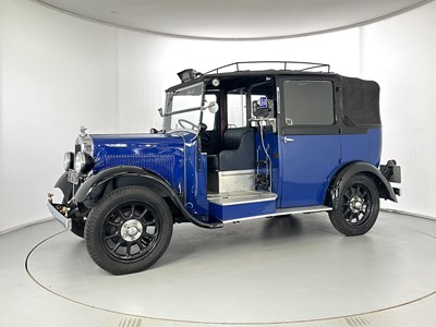 Lot 83 - 1939 Morris Super-Six Taxi