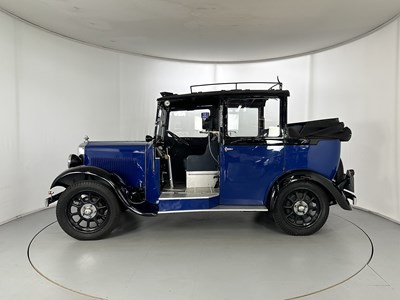 Lot 83 - 1939 Morris Super-Six Taxi