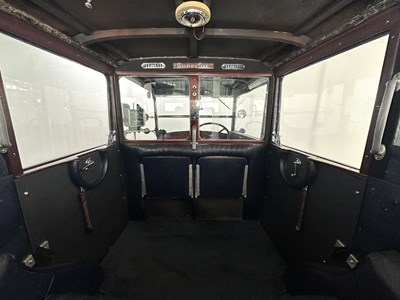 Lot 83 - 1939 Morris Super-Six Taxi