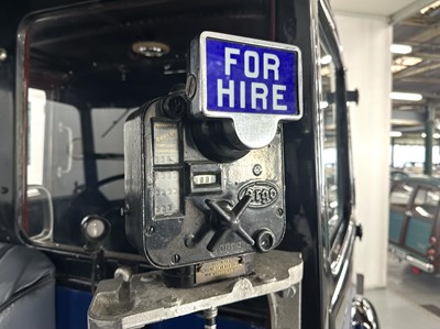 Lot 83 - 1939 Morris Super-Six Taxi