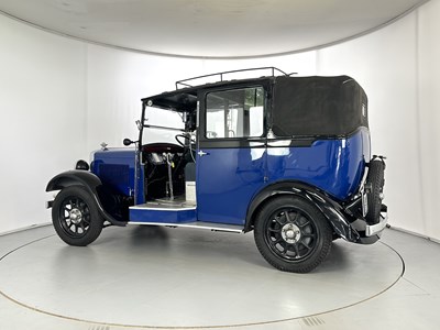 Lot 83 - 1939 Morris Super-Six Taxi