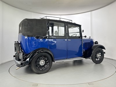 Lot 83 - 1939 Morris Super-Six Taxi