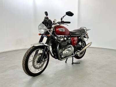 Lot 98 - 2004 Triumph Thruxton 900