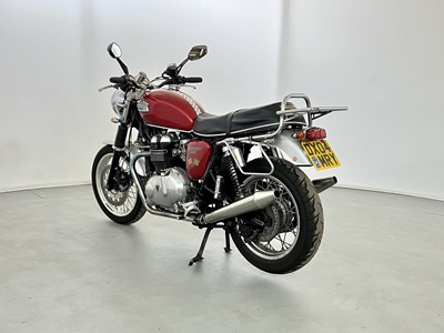 Lot 108 - 2004 Triumph Thruxton 900