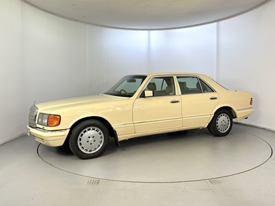 Lot 29 - 1988 Mercedes-Benz 420SE