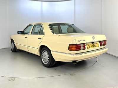 Lot 29 - 1988 Mercedes-Benz 420SE