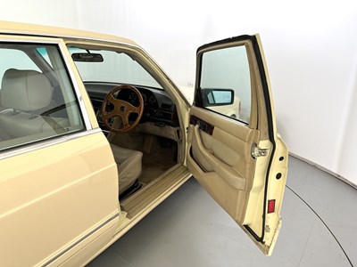 Lot 29 - 1988 Mercedes-Benz 420SE