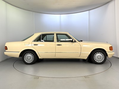 Lot 29 - 1988 Mercedes-Benz 420SE