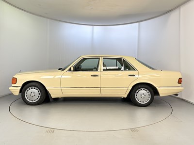 Lot 29 - 1988 Mercedes-Benz 420SE