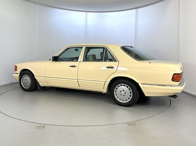 Lot 29 - 1988 Mercedes-Benz 420SE