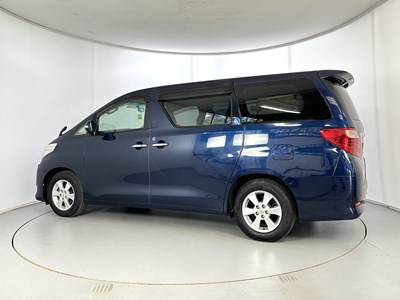 Lot 102 - 2010 Toyota Alphard Vellfire