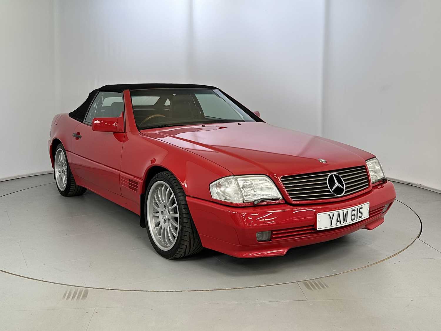 Lot 62 - 1992 Mercedes-Benz 300SL-24