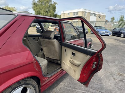 Lot 70 - 1987 BMW M535i