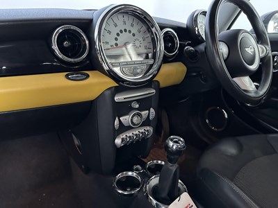Lot 28 - 2007 Mini Cooper - NO RESERVE