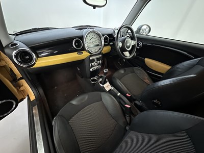 Lot 28 - 2007 Mini Cooper - NO RESERVE