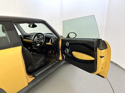 Lot 28 - 2007 Mini Cooper - NO RESERVE