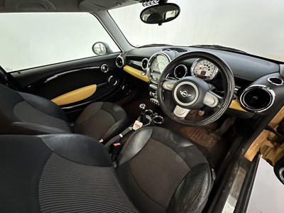Lot 28 - 2007 Mini Cooper - NO RESERVE