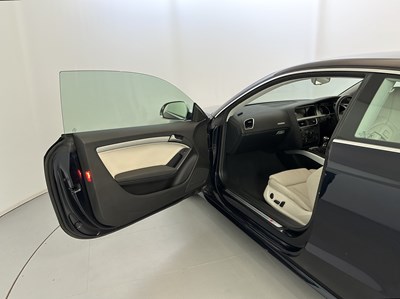 Lot 99 - 2008 Audi S5 V8