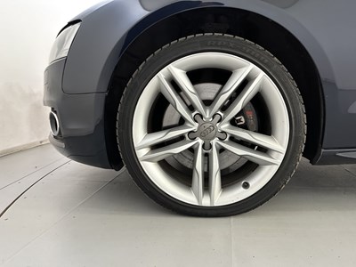 Lot 99 - 2008 Audi S5 V8