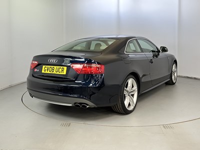 Lot 99 - 2008 Audi S5 V8