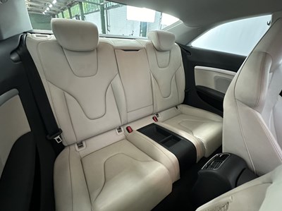Lot 99 - 2008 Audi S5 V8