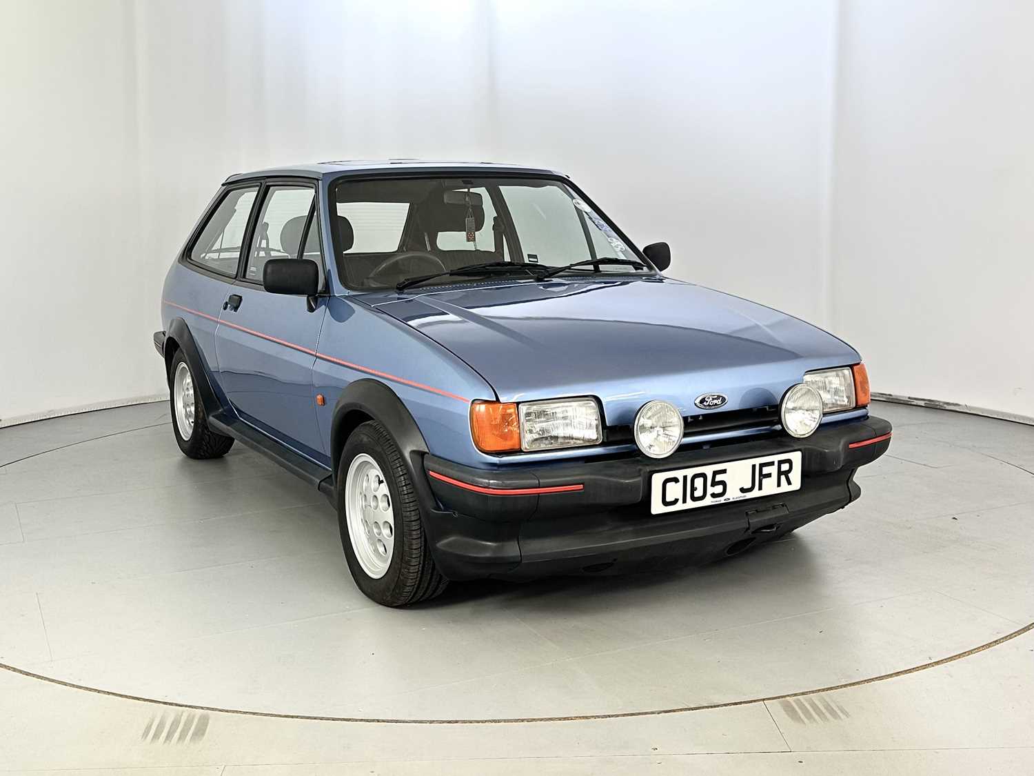 Lot 15 - 1986 Ford Fiesta XR2