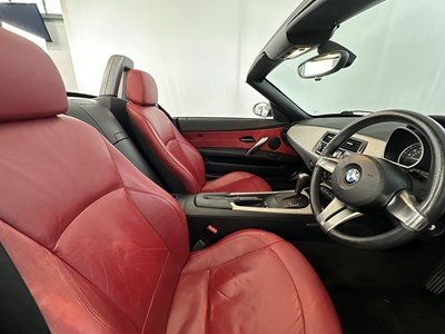 Lot 33 - 2005 BMW Z4 3.0i