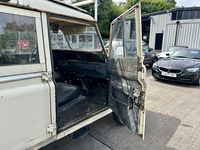 Lot 61 - 1976 Land Rover Santana 109'' - NO RESERVE