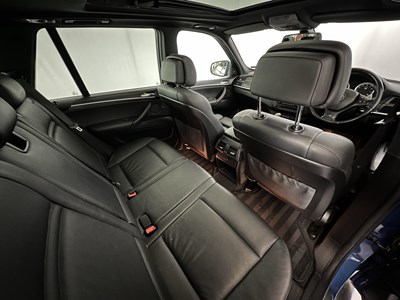 Lot 164 - 2010 BMW X5 M