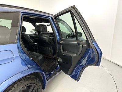 Lot 164 - 2010 BMW X5 M