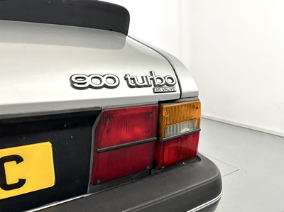 Lot 8 - 1989 Saab 900 Turbo