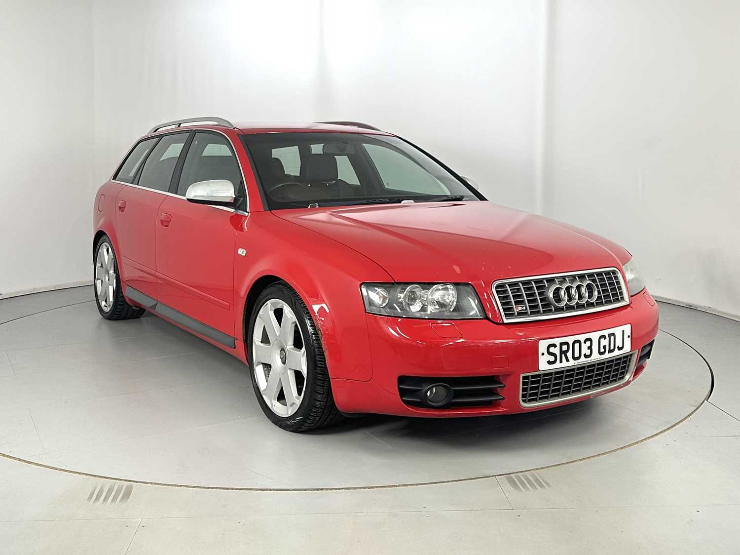 Lot 142 - 2003 Audi S4 Avant