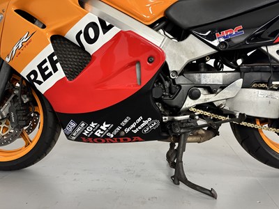 Lot 51 - 1999 Honda VFR800