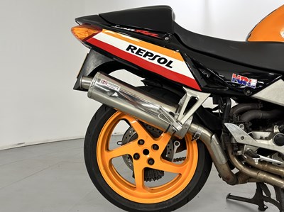 Lot 51 - 1999 Honda VFR800