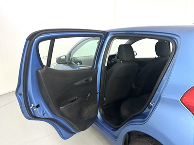 Lot 139 - 2016 Vauxhall Viva SE