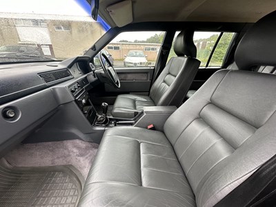 Lot 34 - 1994 Volvo 940 Wentworth