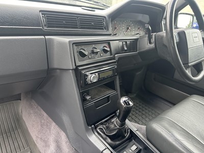 Lot 34 - 1994 Volvo 940 Wentworth