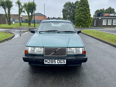 Lot 34 - 1994 Volvo 940 Wentworth
