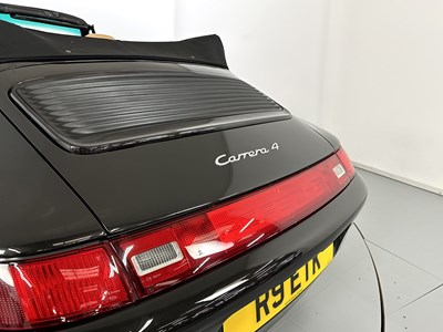 Lot 87 - 1997 Porsche 911 Carrera 4 Cabriolet