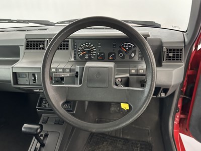 Lot 49 - 1990 Renault 5 Prima