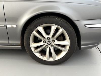 Lot 169 - 2007 Jaguar X-Type Sovereign