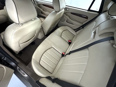 Lot 169 - 2007 Jaguar X-Type Sovereign