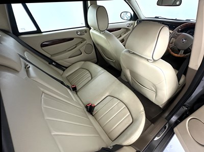 Lot 169 - 2007 Jaguar X-Type Sovereign