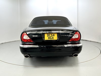 Lot 100 - 2004 Jaguar XJ8