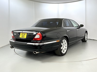 Lot 100 - 2004 Jaguar XJ8