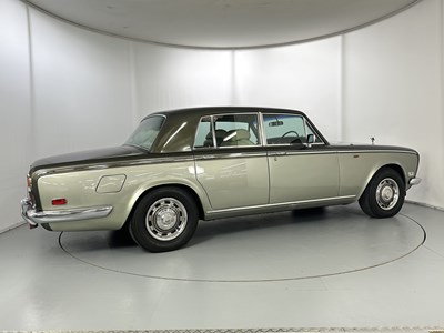 Lot 17 - 1976 Rolls Royce Silver Shadow